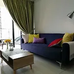Country Garden Danga Bay , Royal Strand